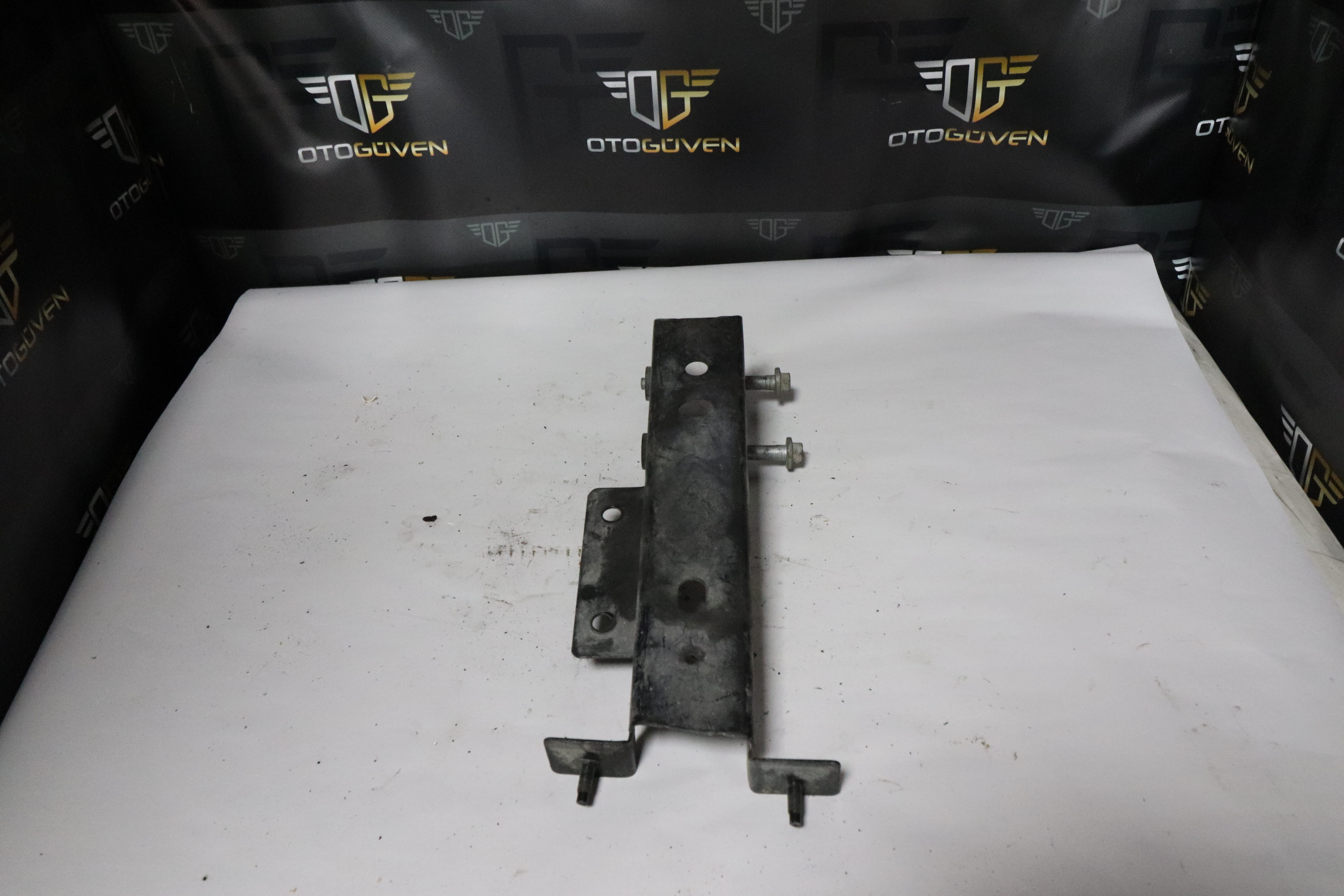 CUSTOM ARKA TAMPON KULAĞI SAĞ