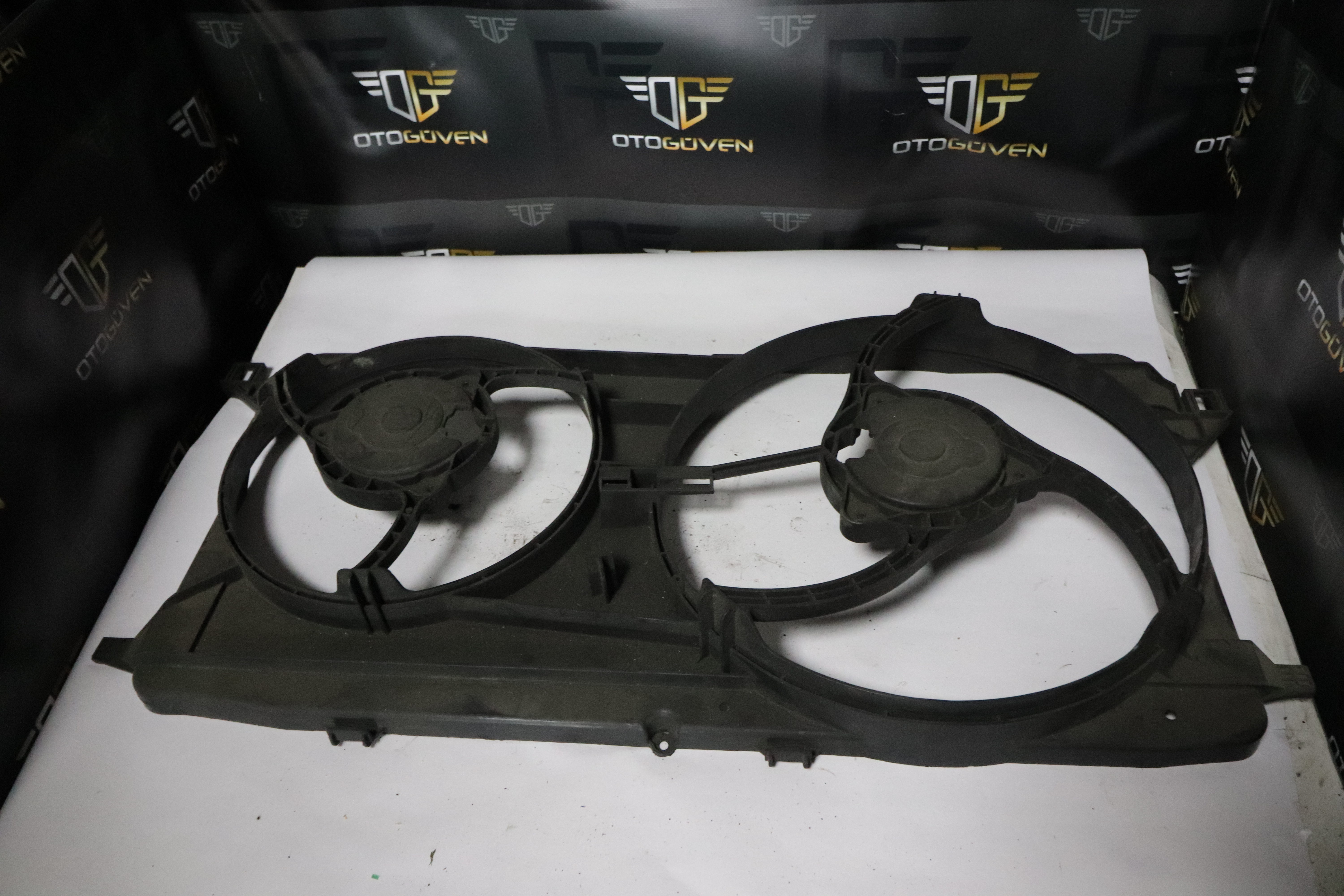 CUSTOM RADYATÖR DAVLUMBAZI