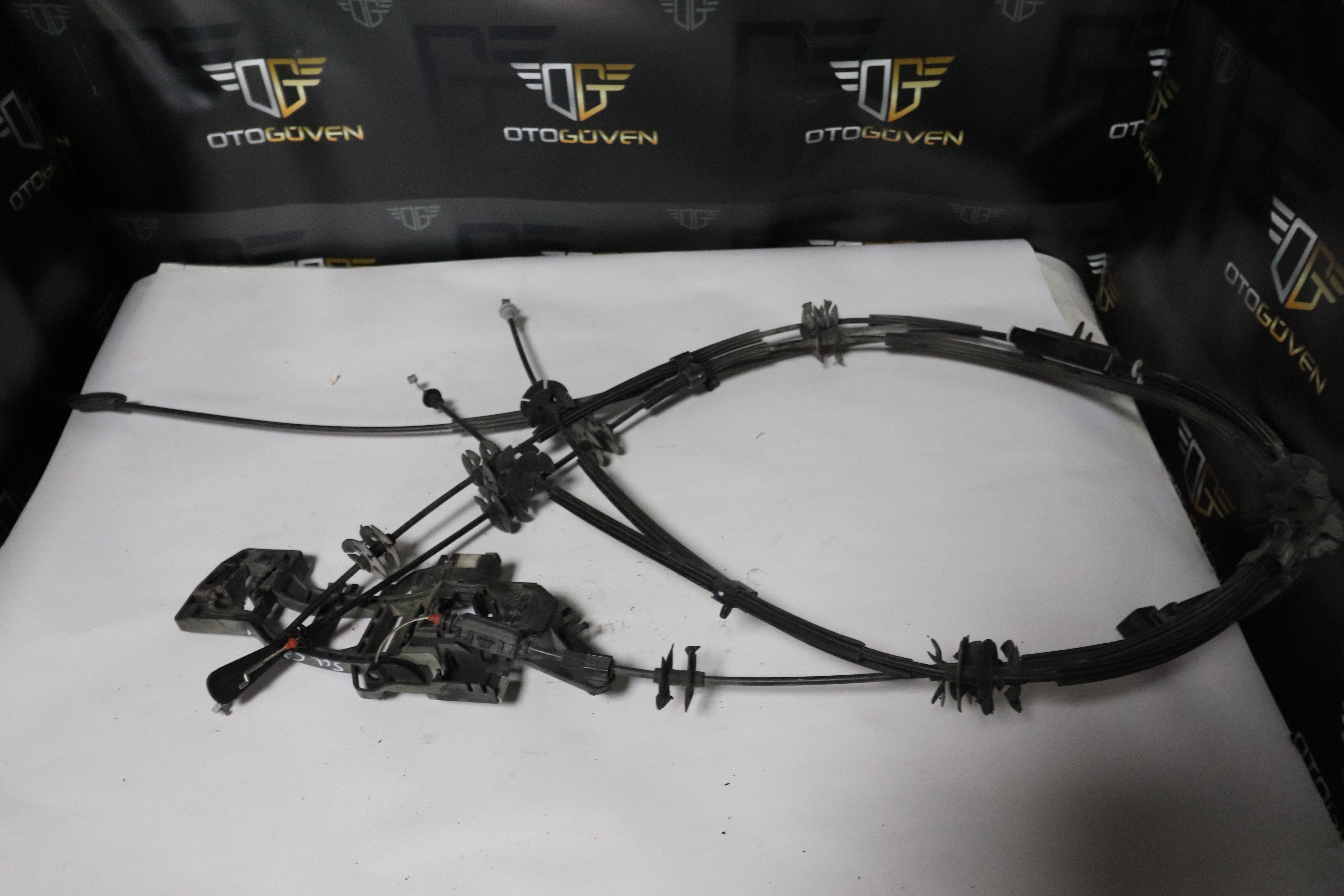 CUSTOM SÜRGÜLÜ KAPI HALATI