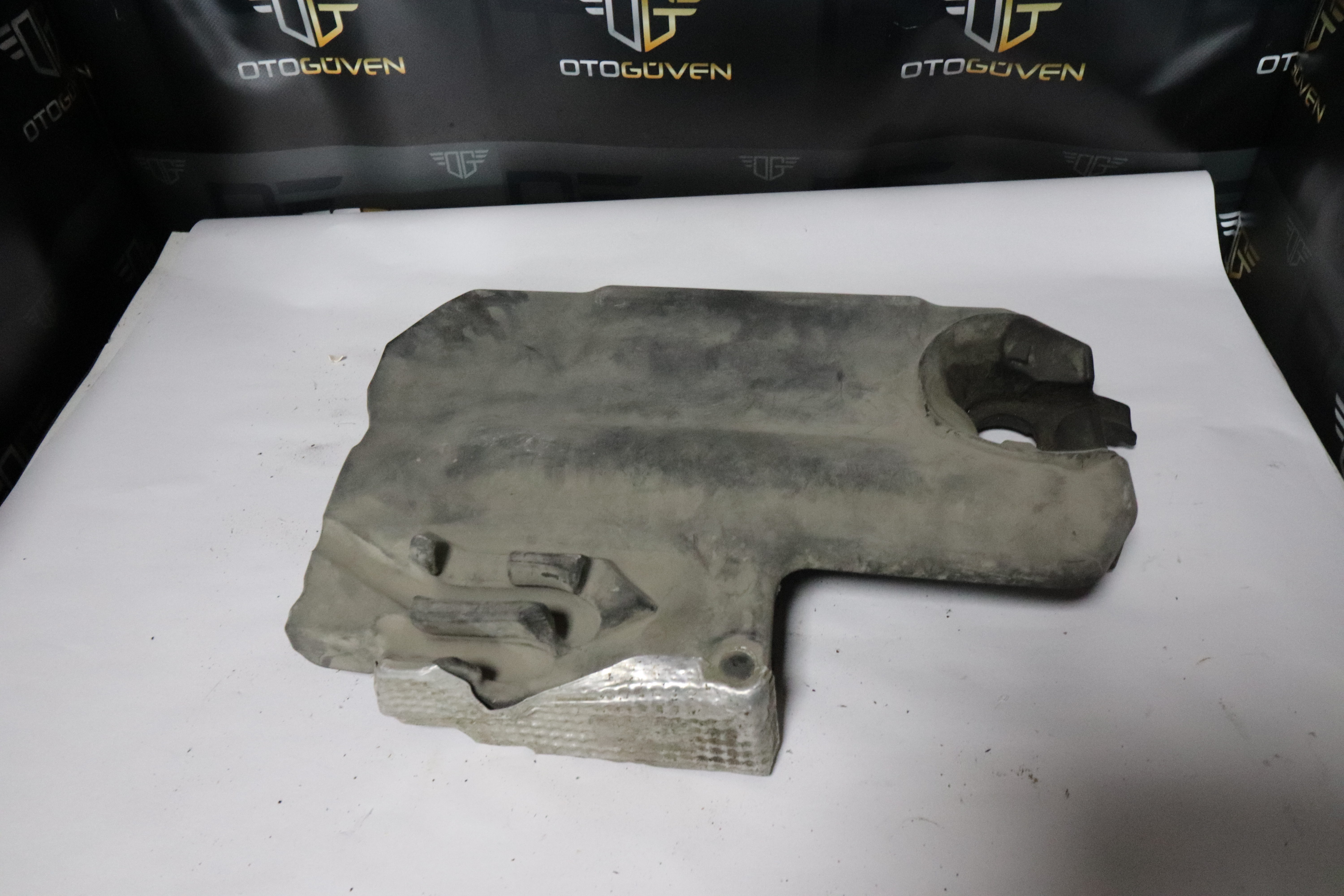 CUSTOM ÜST KORUMA KAPAĞI