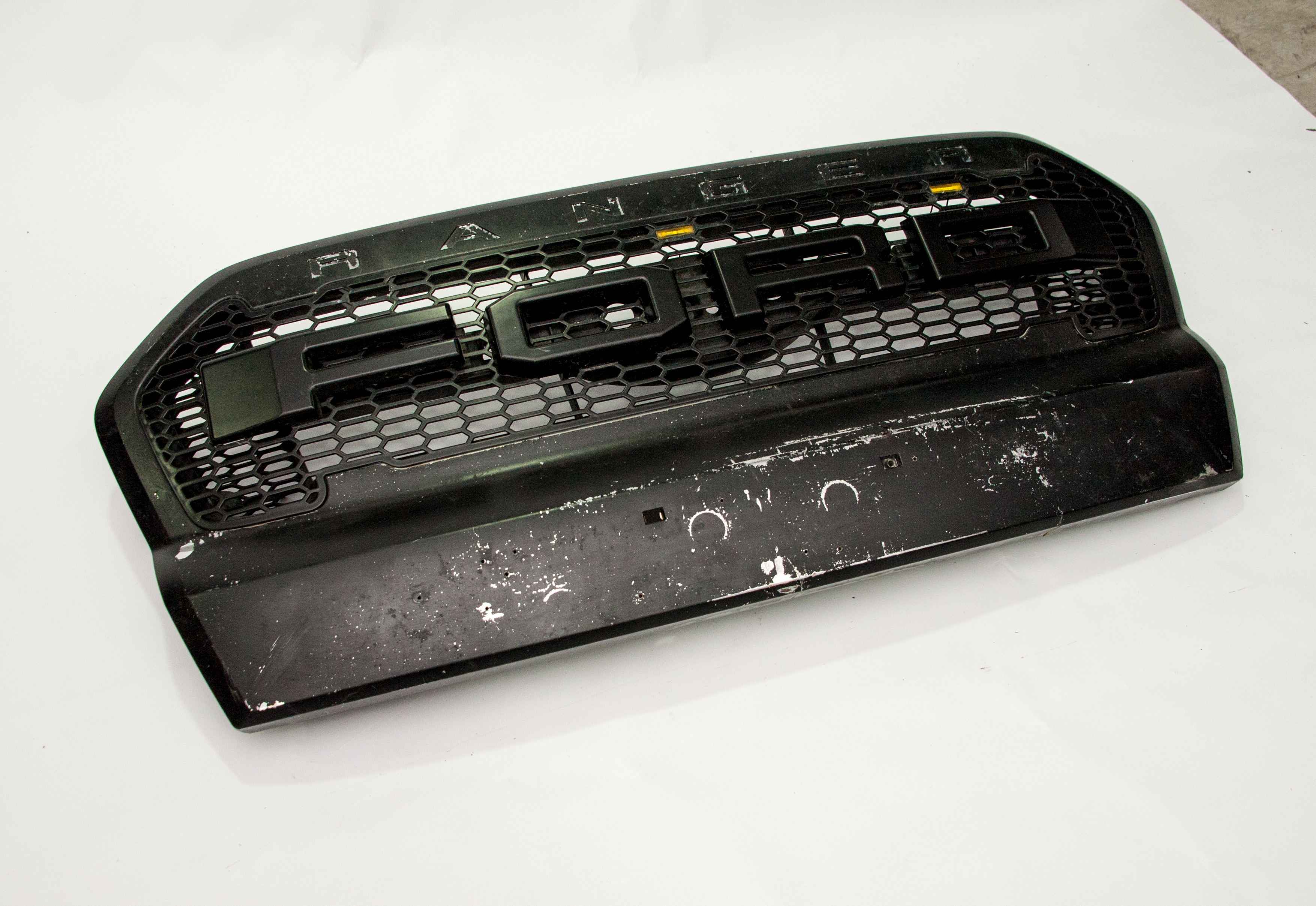 FORD RANGER 2018 ÖN PANJUR ÇIKMALARI