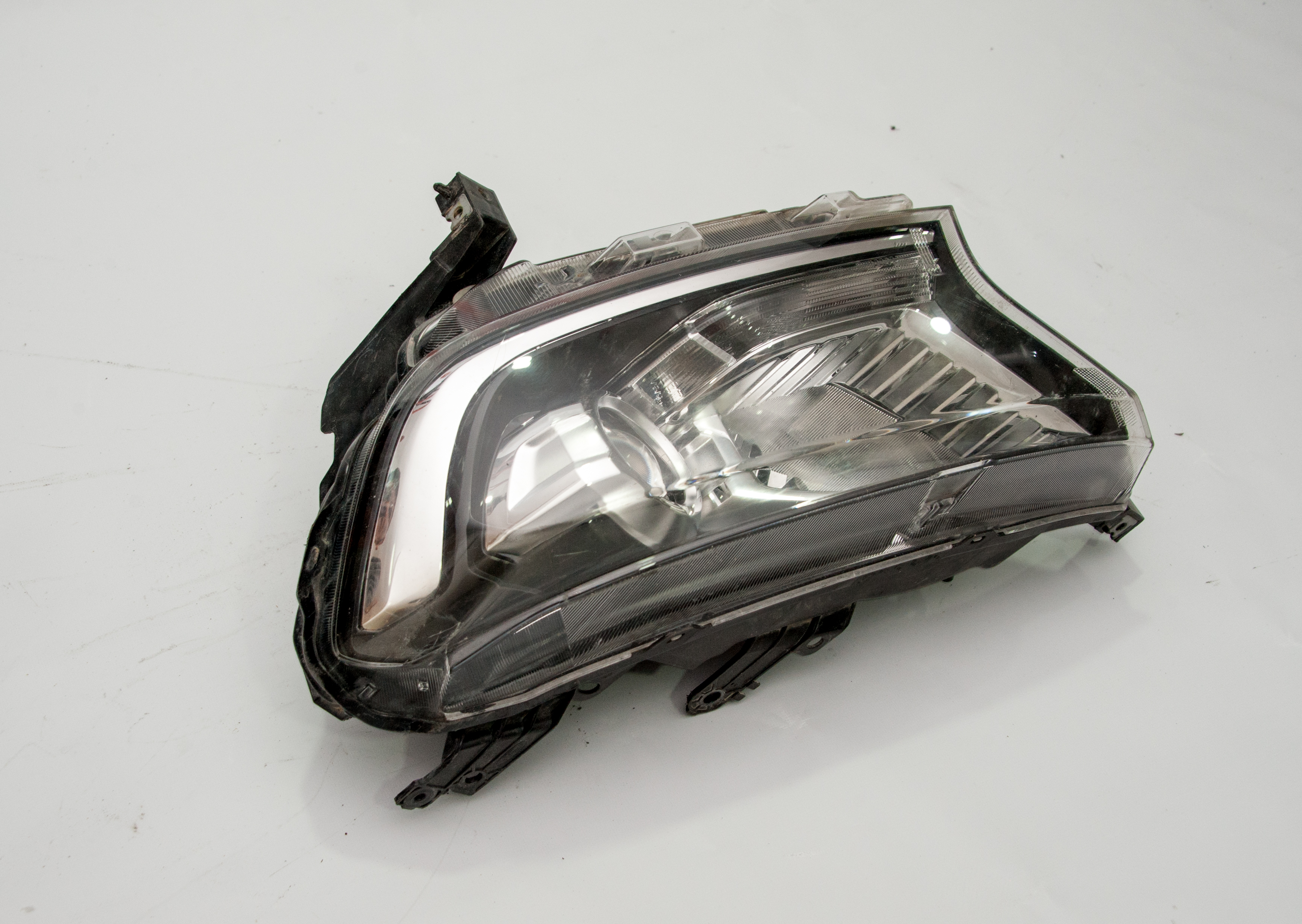 FORD RANGER 2018 SAĞ ÖN FARLAR