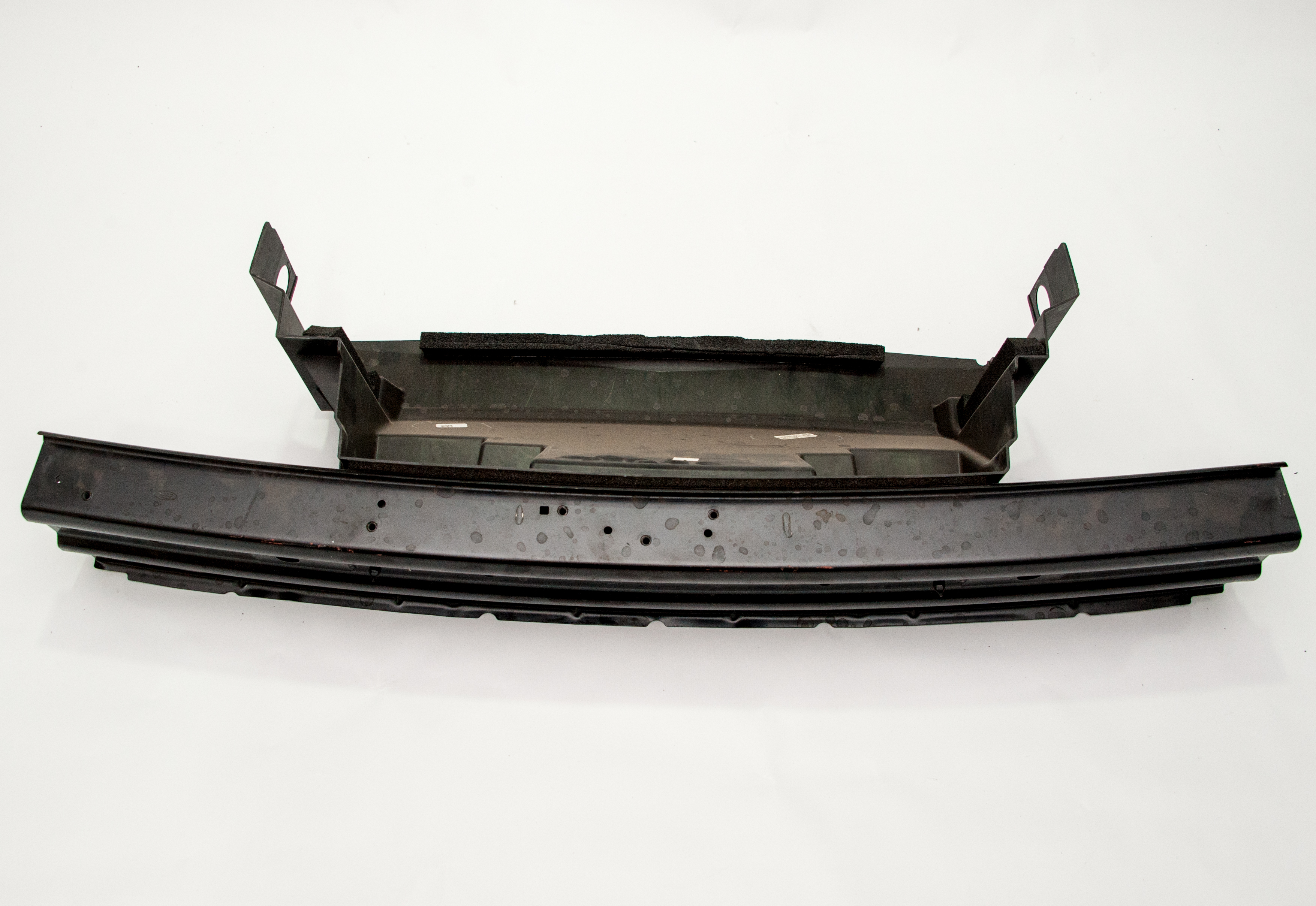 FORD RANGER 2020 ÖN TAMPON DEMİRLARİİ ÇIKMA ORİJİNAL