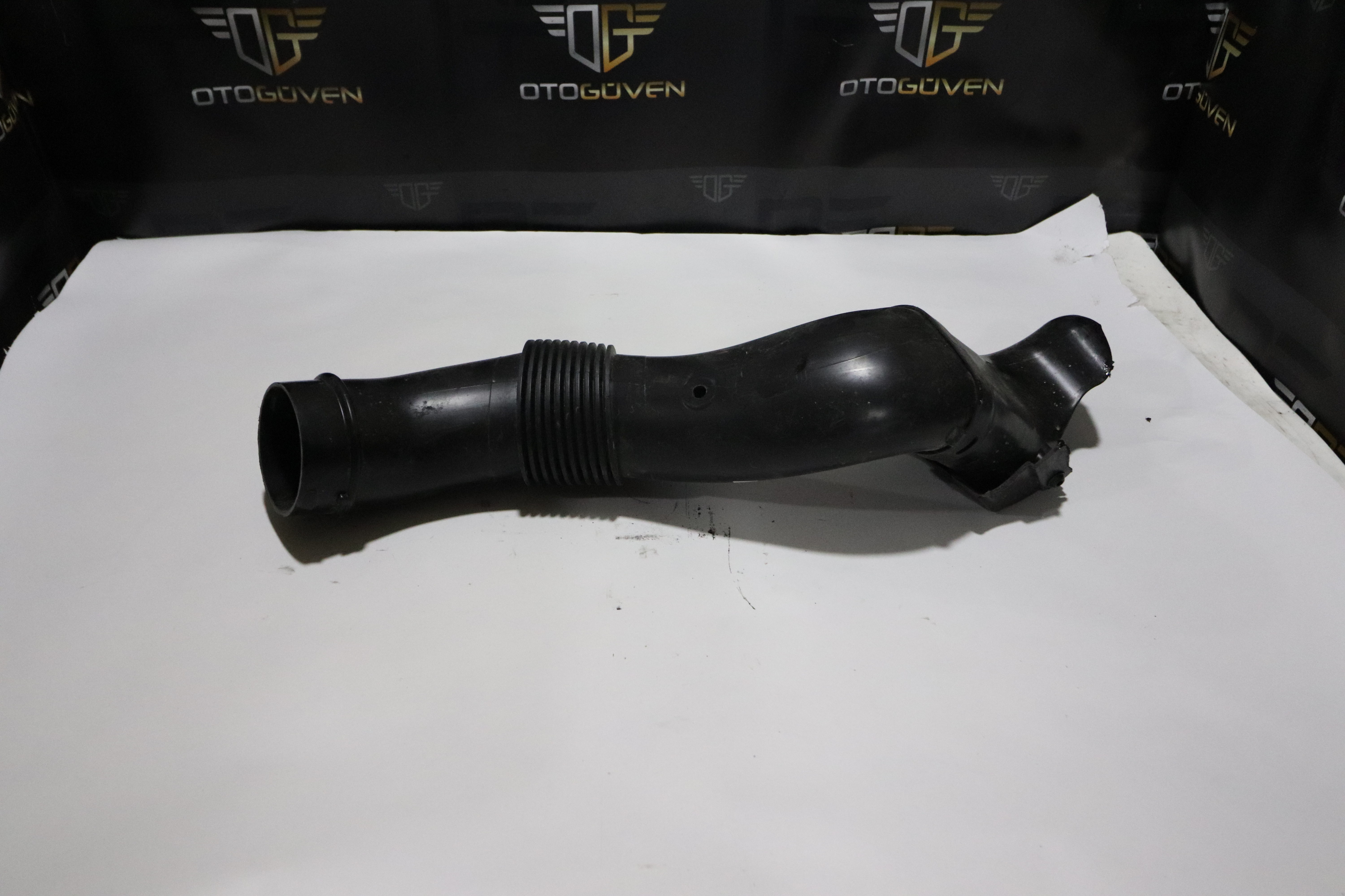 RANGER 2013-15 HAVA FİLTRE BORUSU