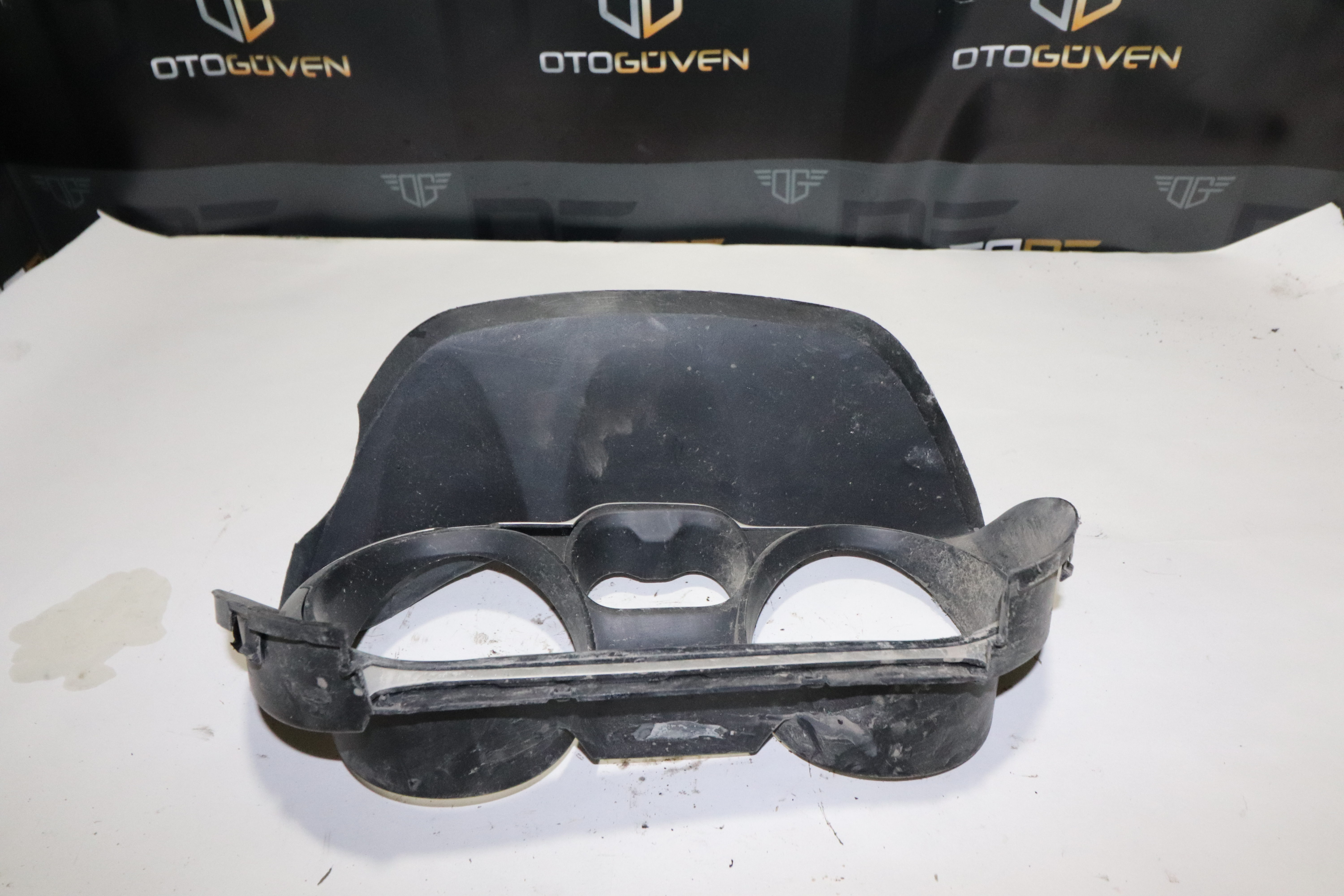 RANGER 2015-2018 KM SAAT ÇERÇEVESİ