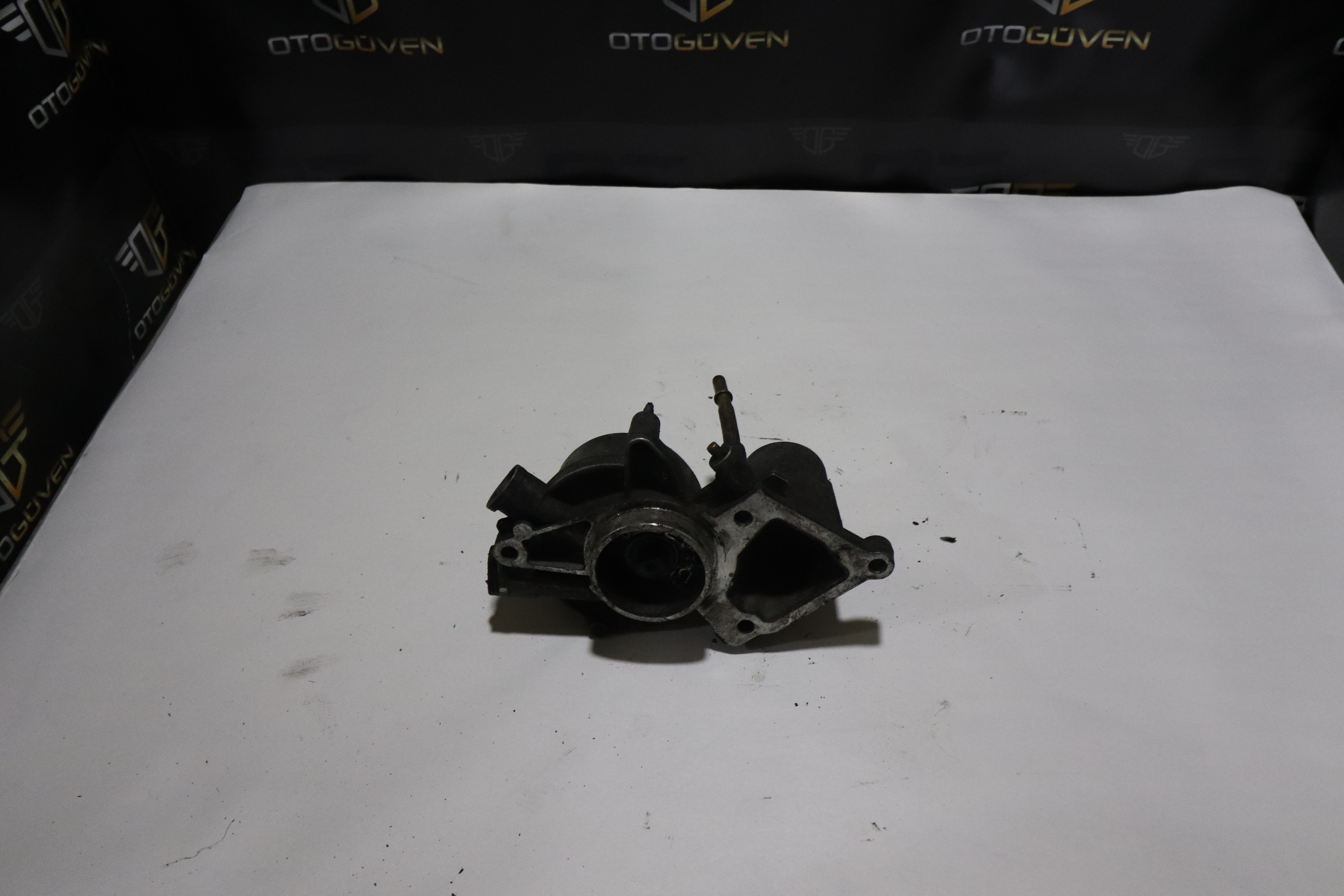 TRANSİT 2.2 ÖNDEN ÇEKER FREN VAKUMU