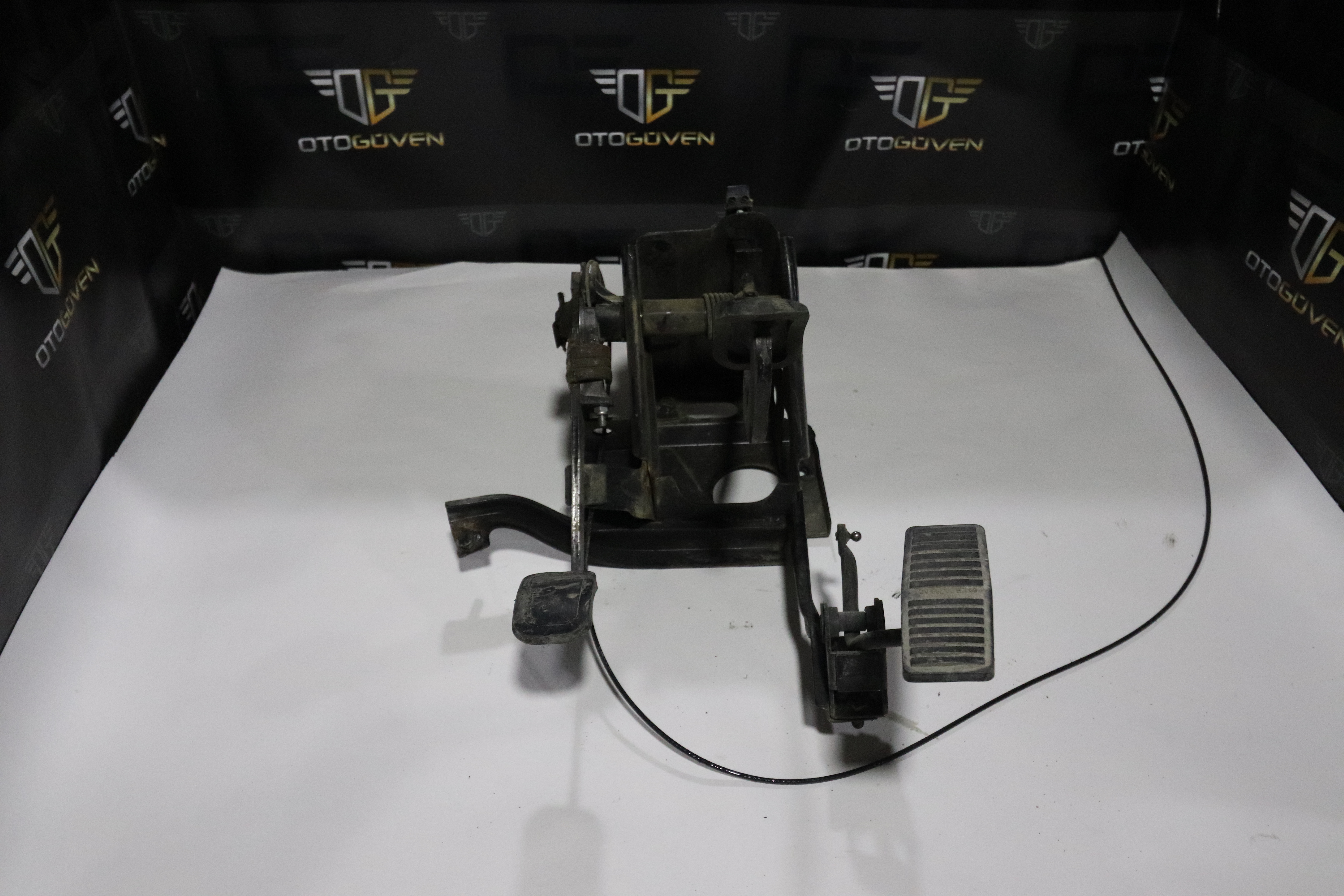 TRANSİT T15 GAZ PEDALI