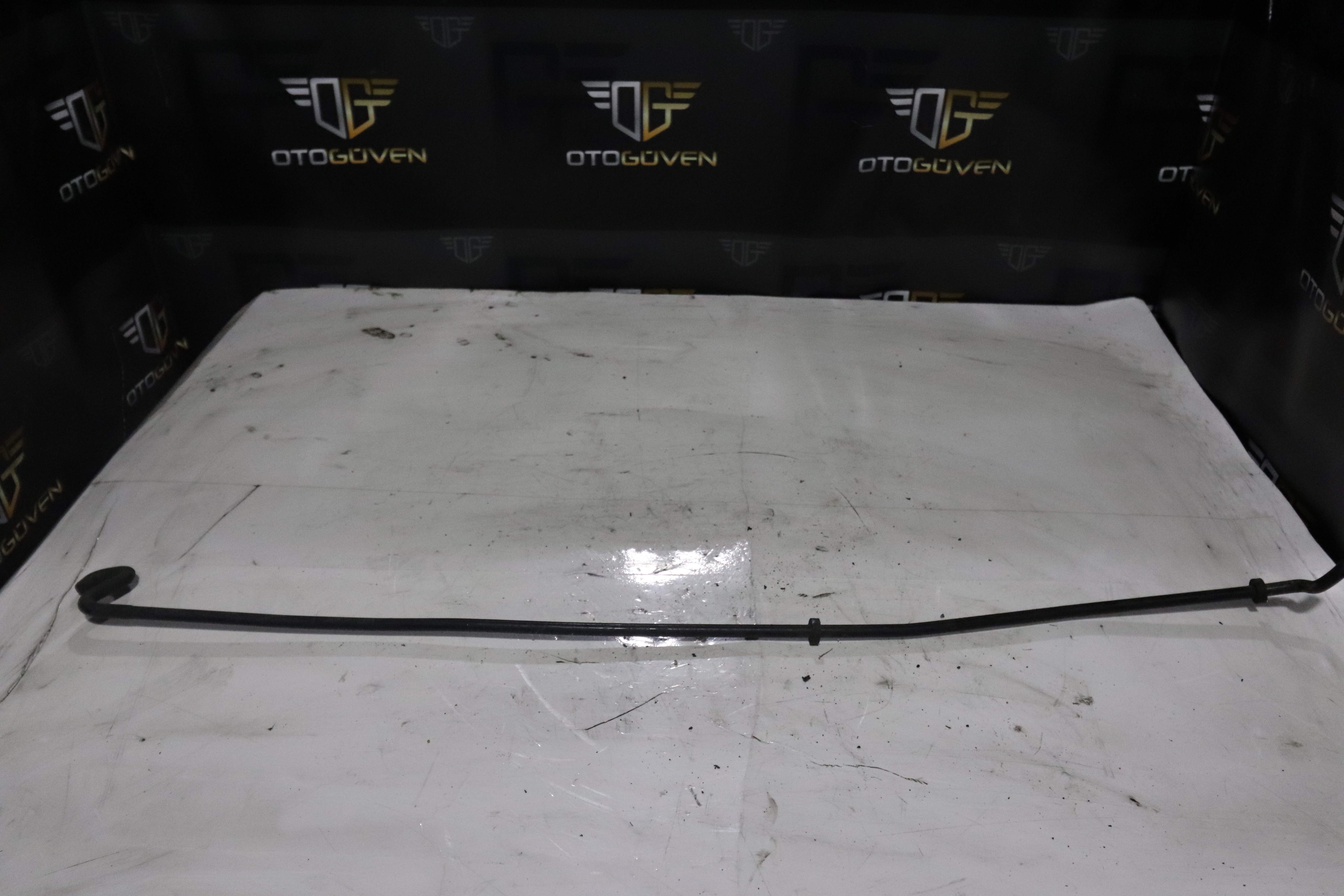 TRANSİT V184 SU BİDONU BORUSU