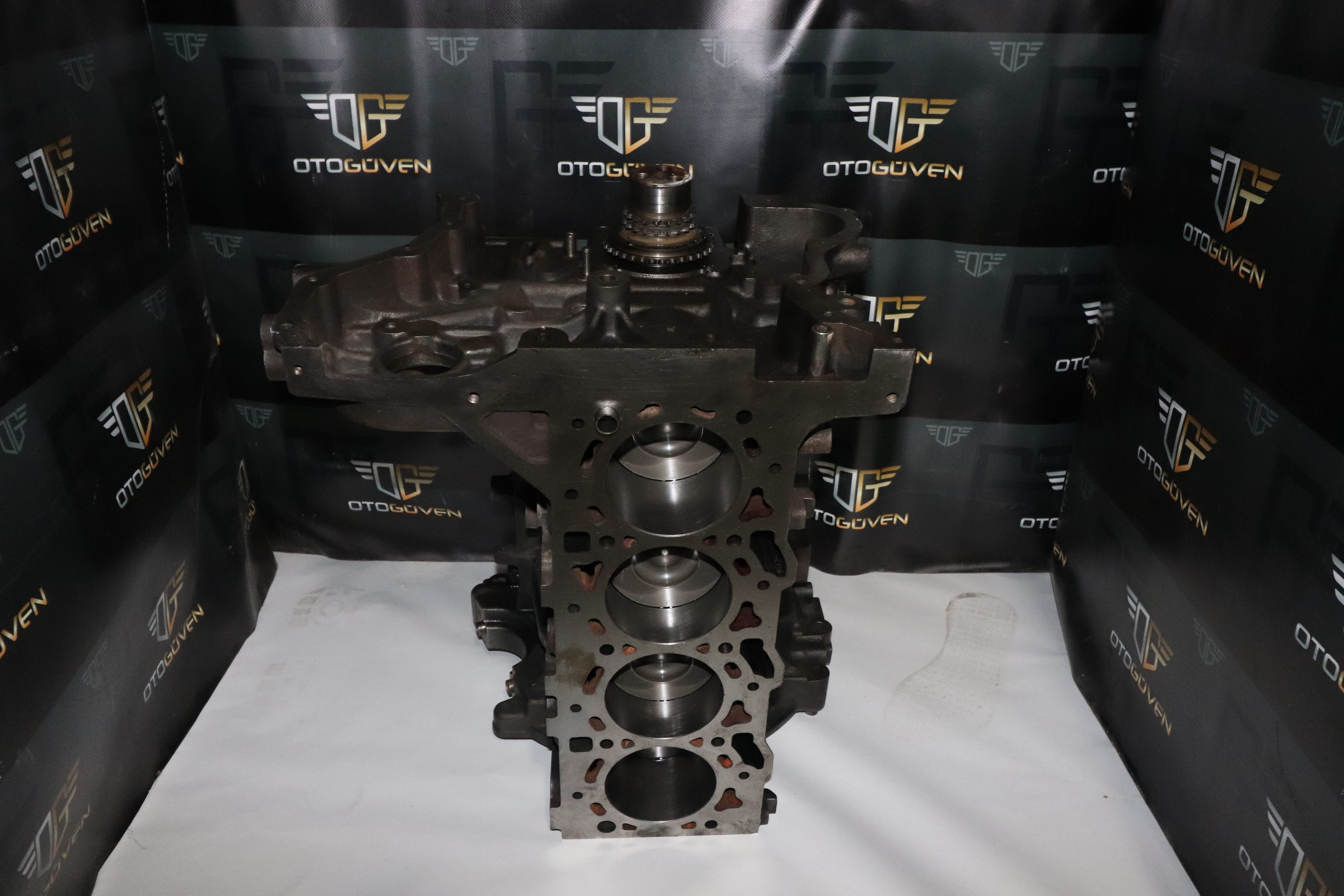 TRANSİT V347 YARIM MOTOR (2)