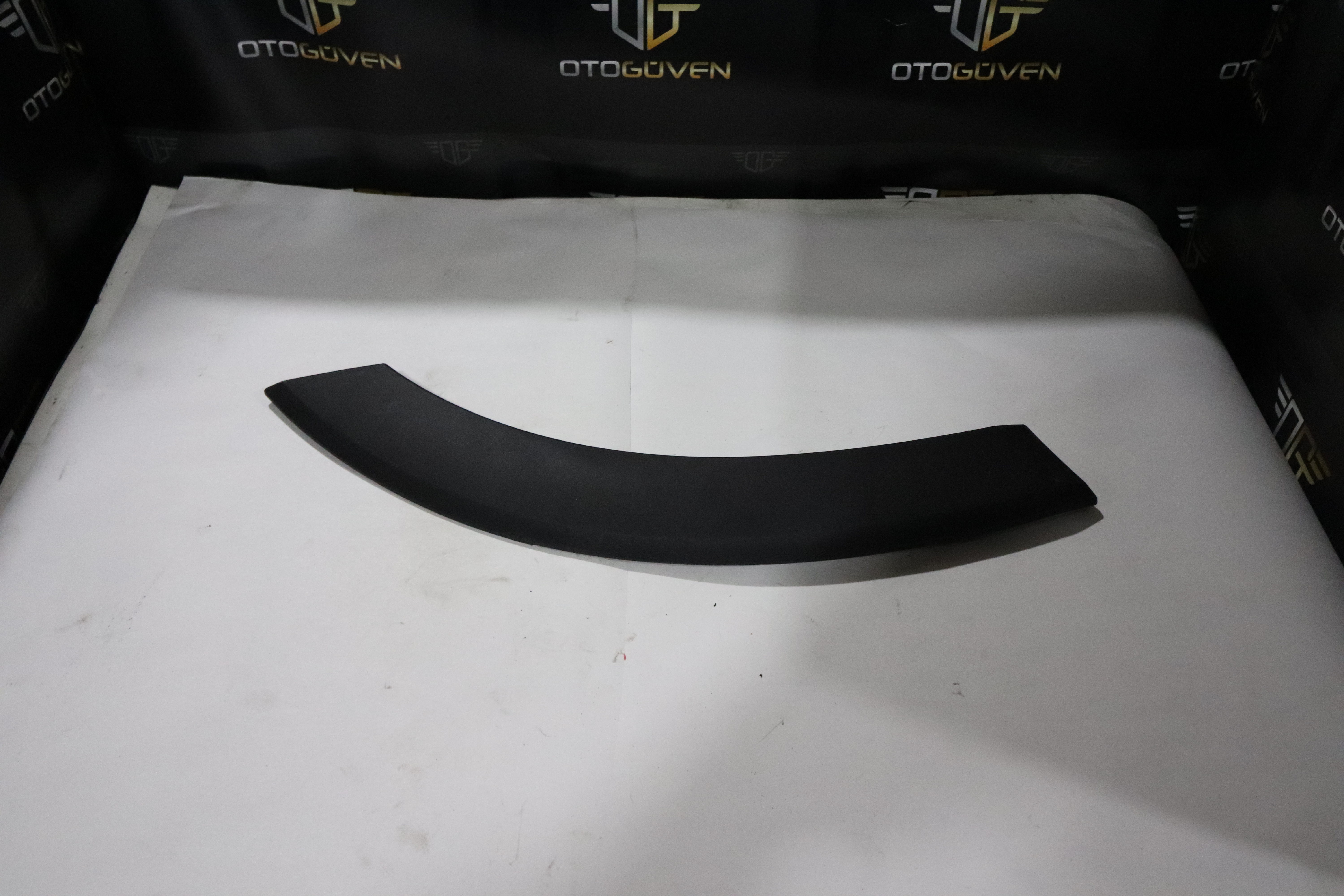 TRANSİT V363 ÇAMURLUK KAPAĞI