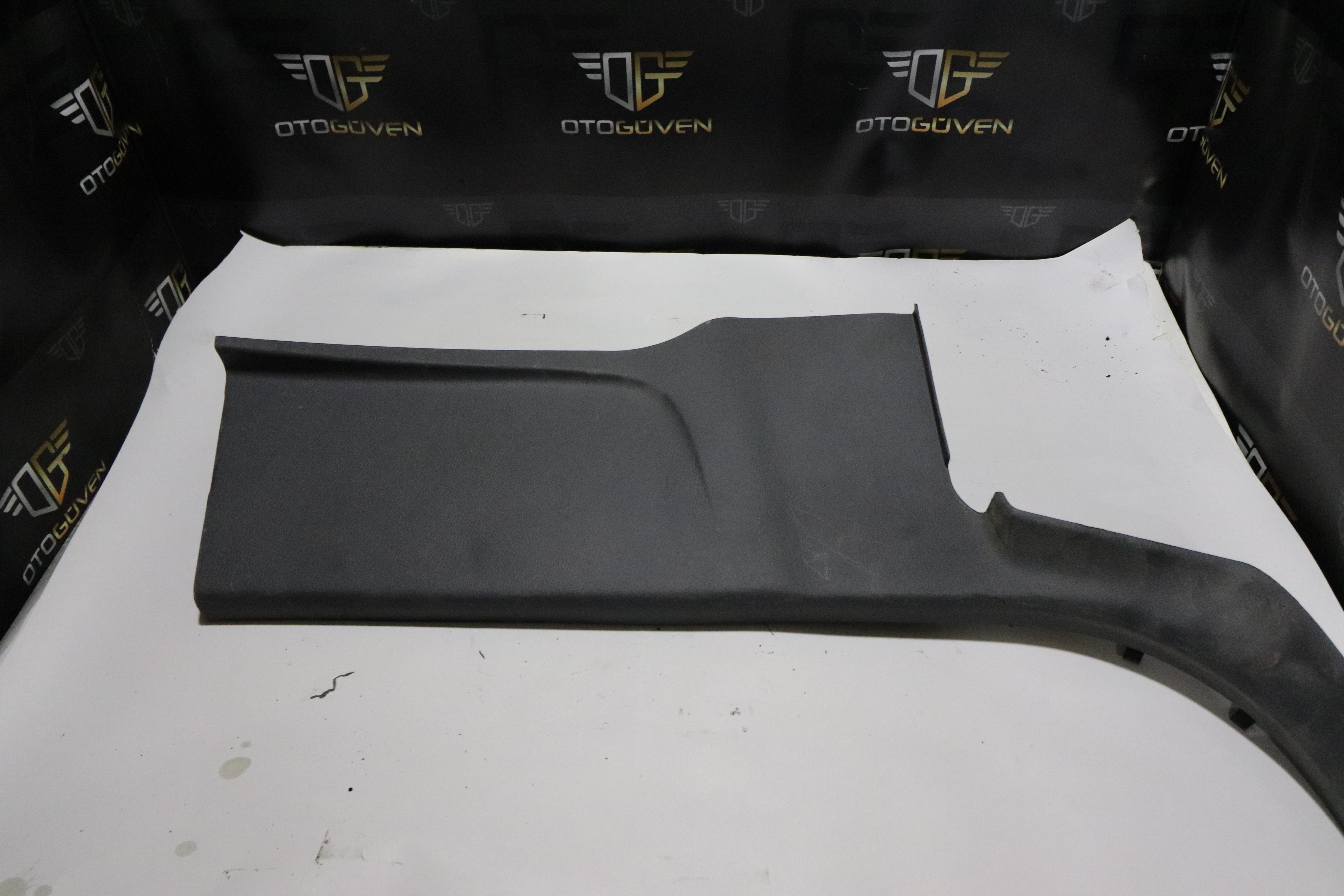 TRANSİT V363 DİREKSİYON ALT PLASTİĞİ