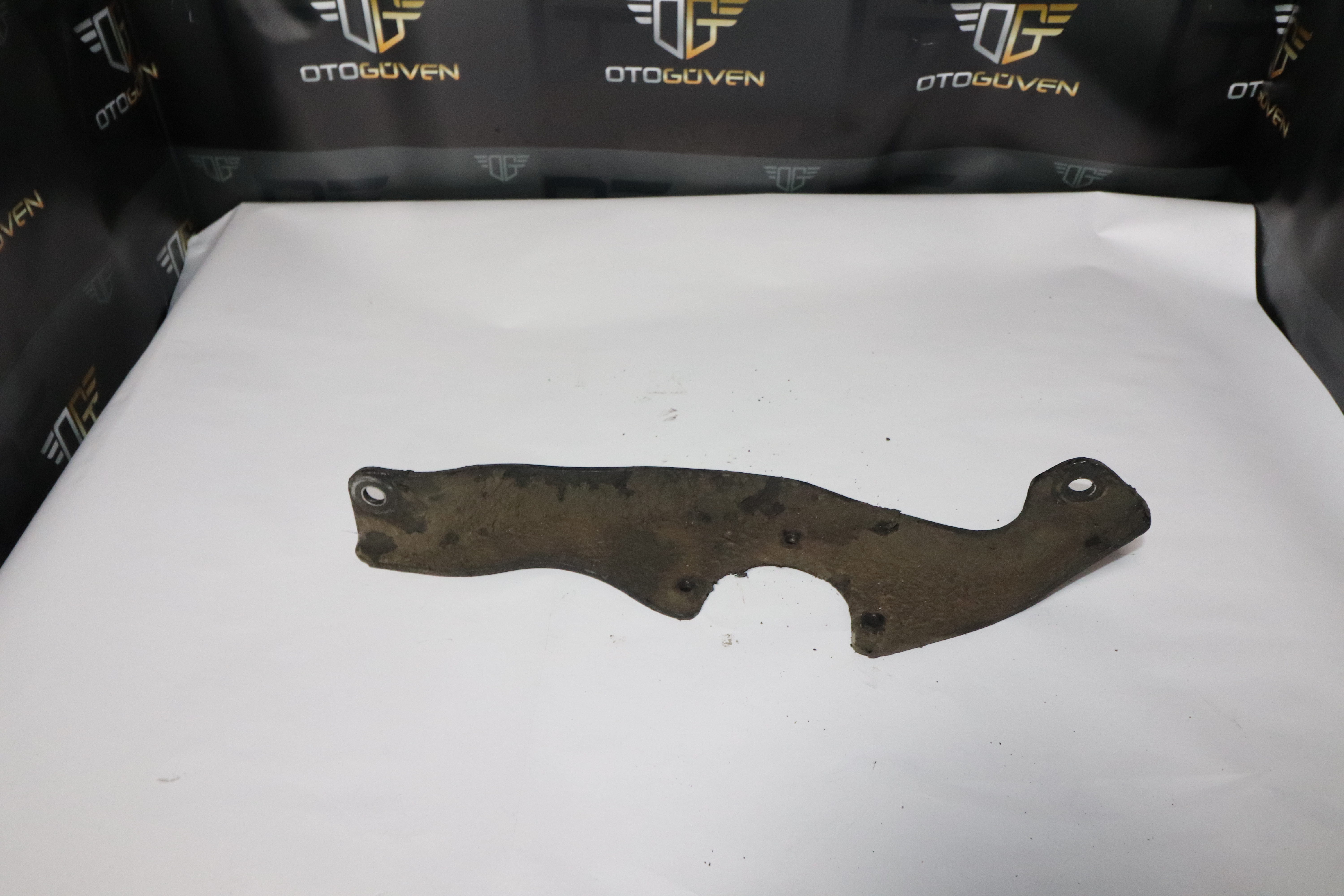 TRANSİT V363 KAYIŞ MUHAFAZASI