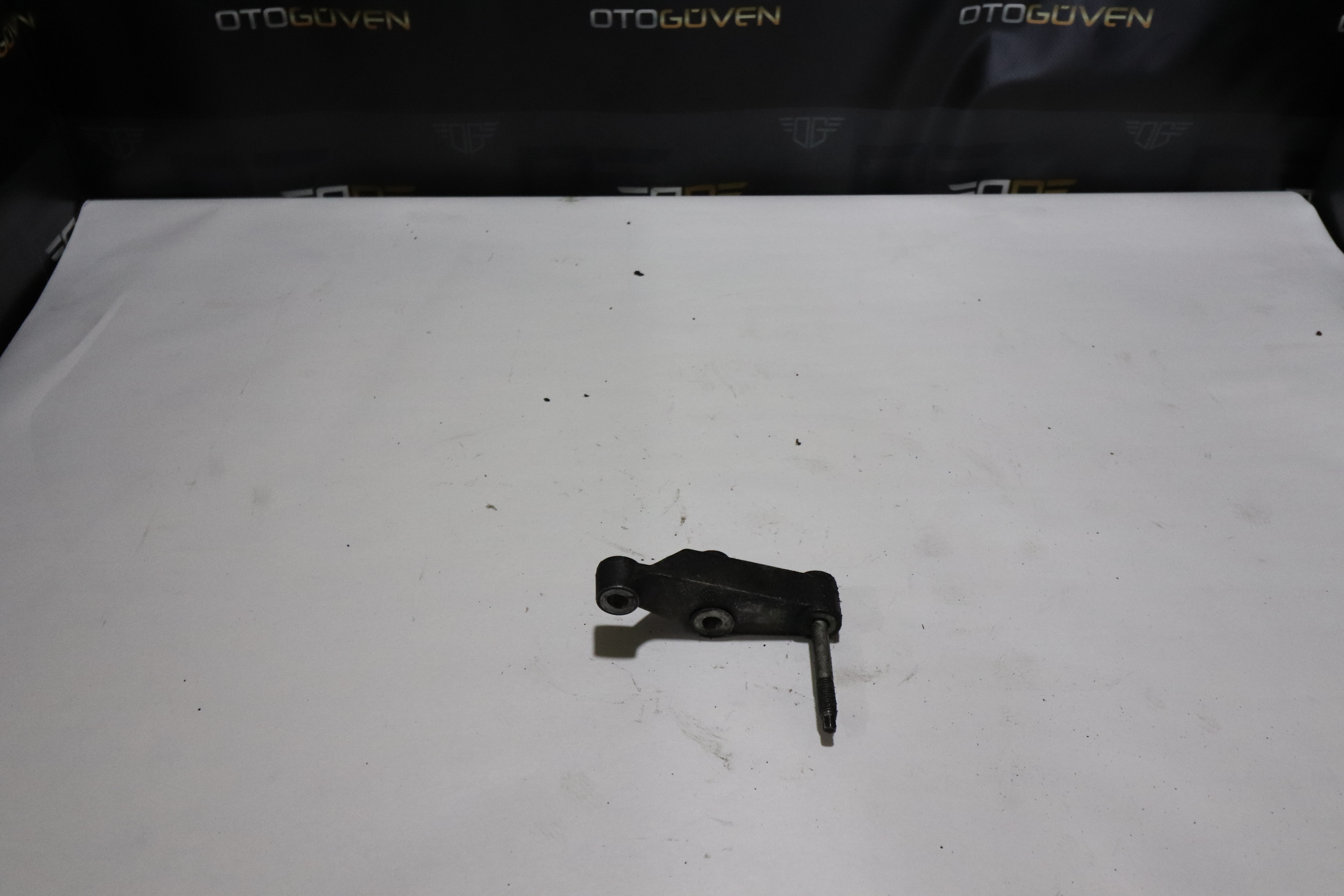 TRANSİT V363 MAZOT POMPA AYAĞI