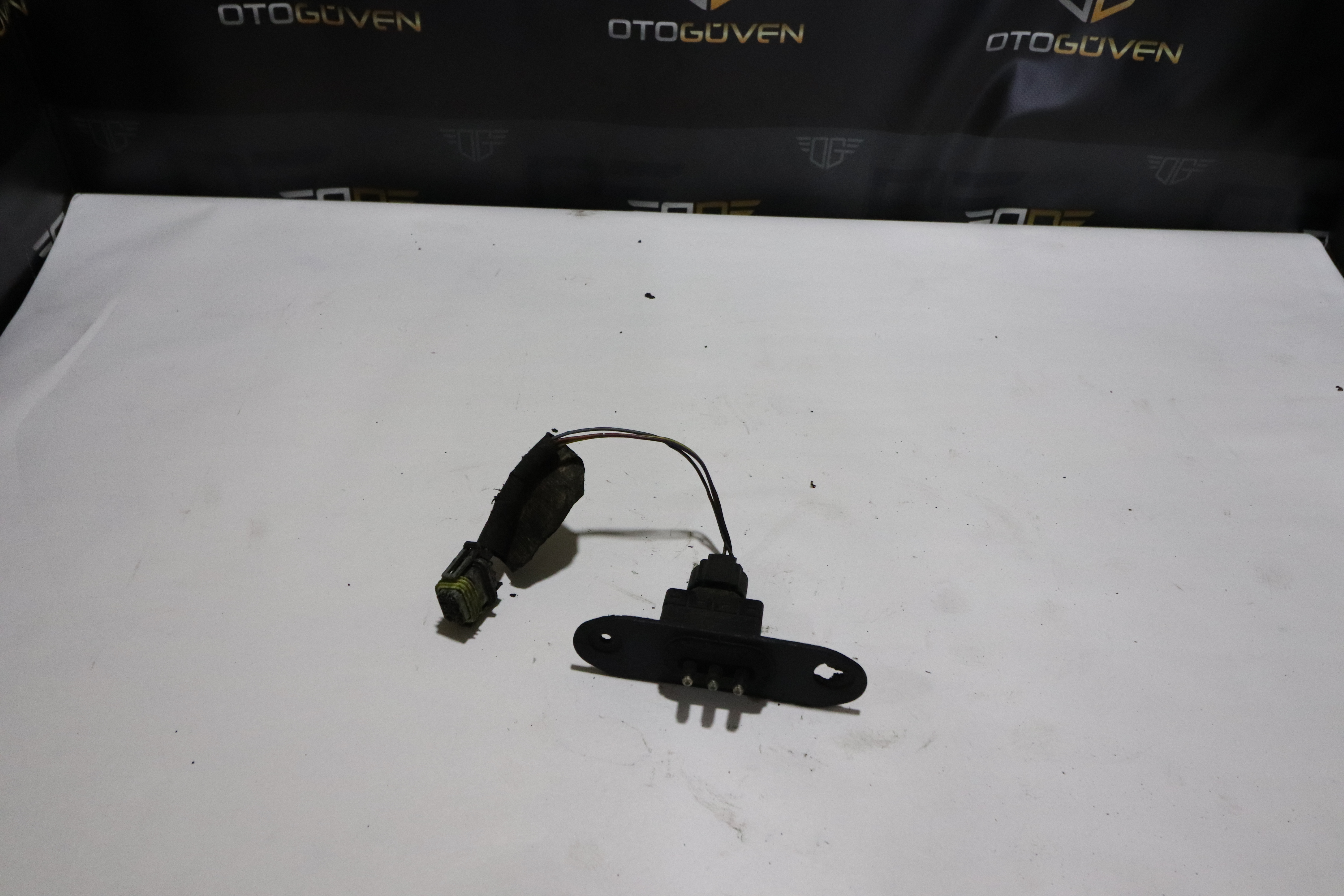 TRANSİT V363 SÜRGÜLÜ KAPI MÜŞÜRÜ