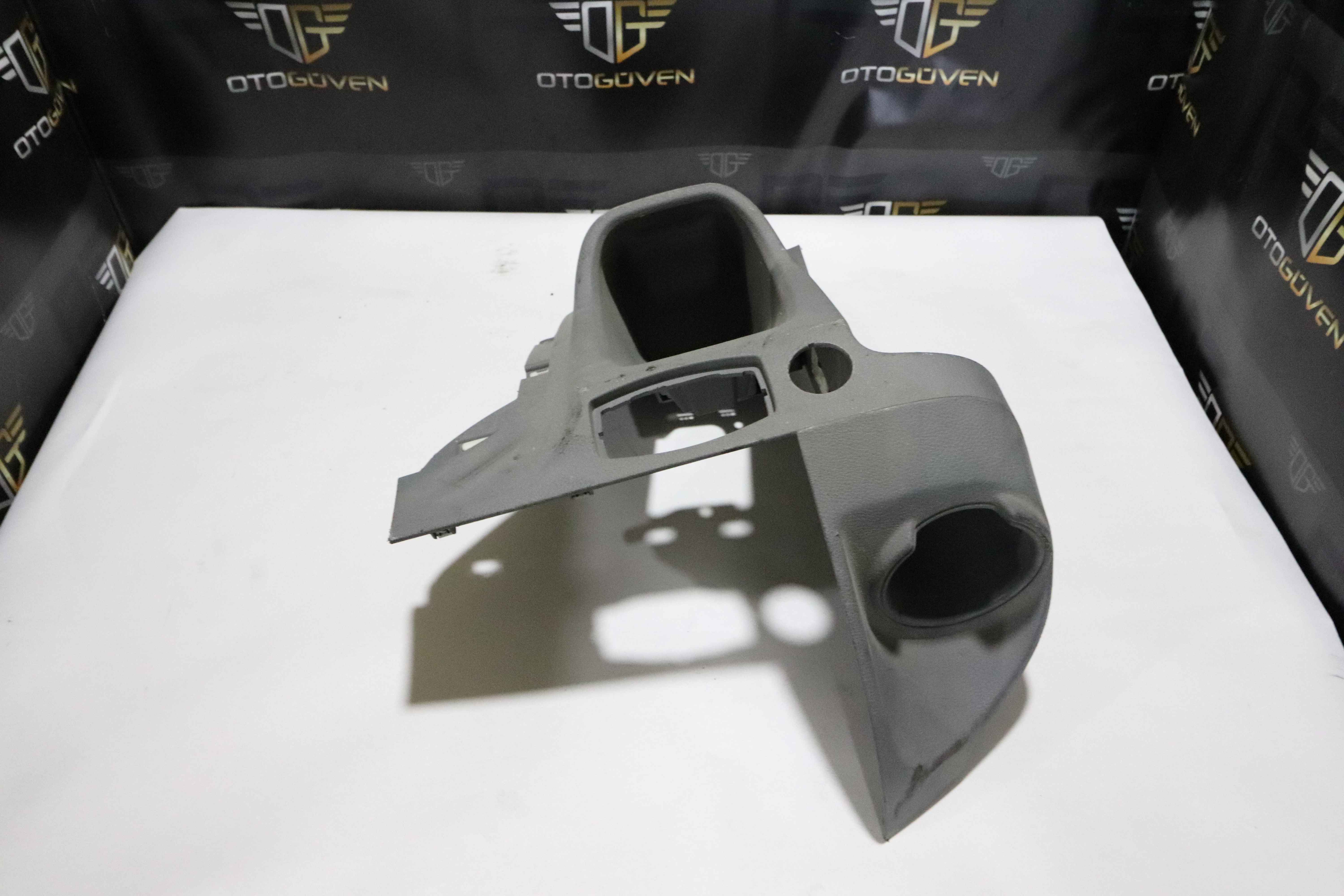 TRANSİT V363 VİTES ÇERÇEVESİ